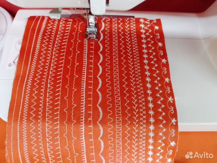 Продаю компьютерную швейную машинку. brother