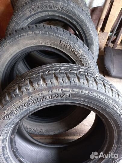 Yokohama Geolandar A/T-S G012 215/60 R16 95H