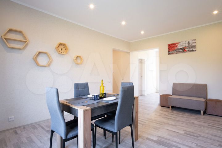 Дом 196 м² на участке 7,5 сот.