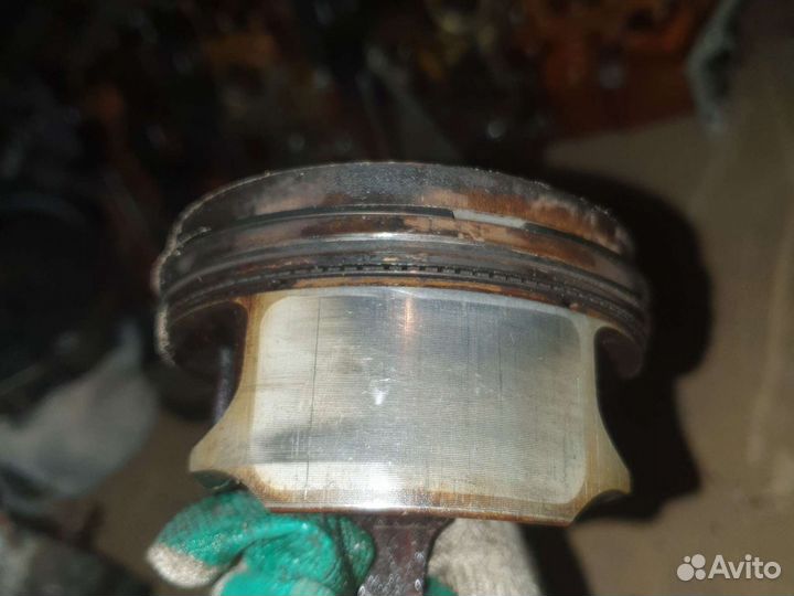 Поршень с шатуном бмв Х5 Е53 4.4