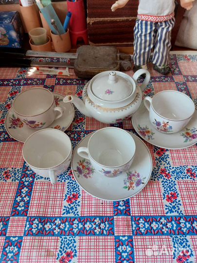 Фарфоровый чайный сервиз СССР Песочное