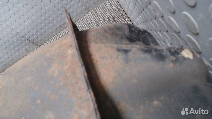 Бак топливный Mitsubishi Pajero, 1992