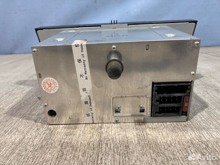 Магнитола штатная Geely Emgrand X7 1017009568