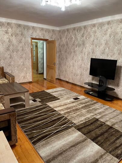 2-к. квартира, 80 м², 4/4 эт.