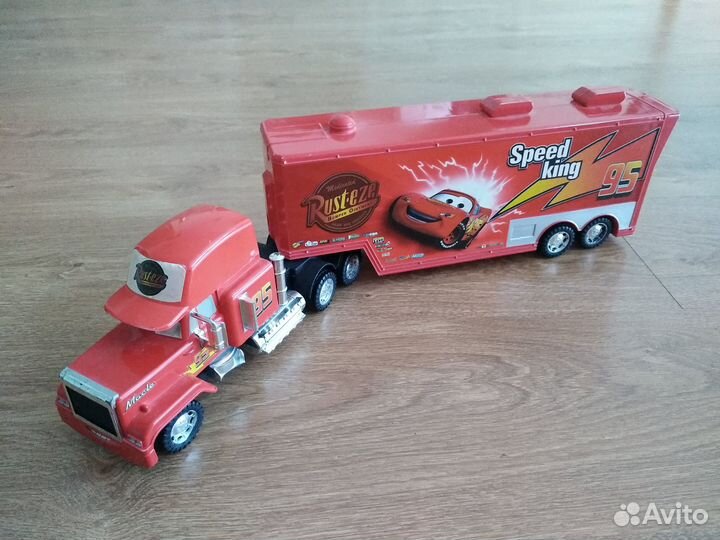 Машина игрушечная