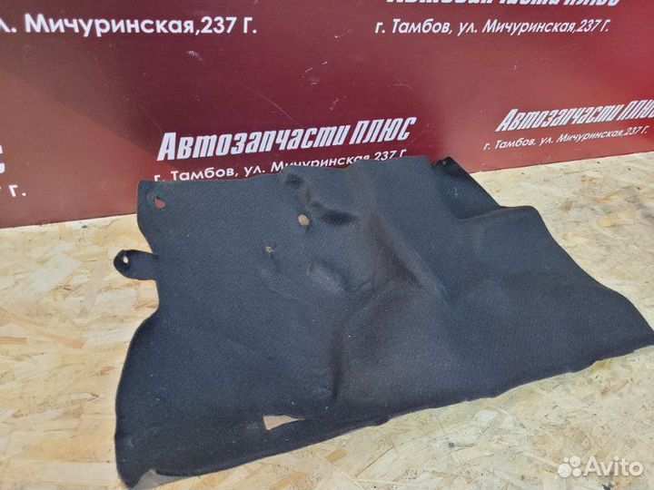 Обшивка багажника левая Renault Logan