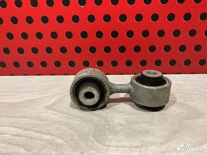 Стойка стабилизатора задняя Porsche Macan 95B 2021