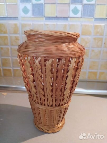 Вазочка плетёная из соломки выс.16 см