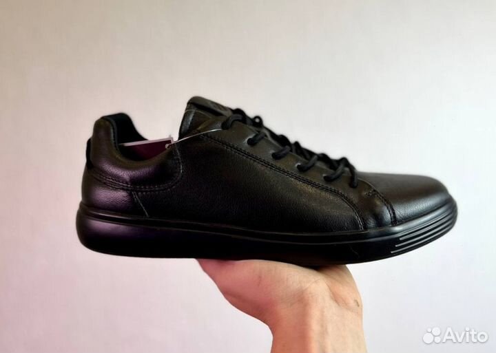 Кроссовки Ecco эргономичные