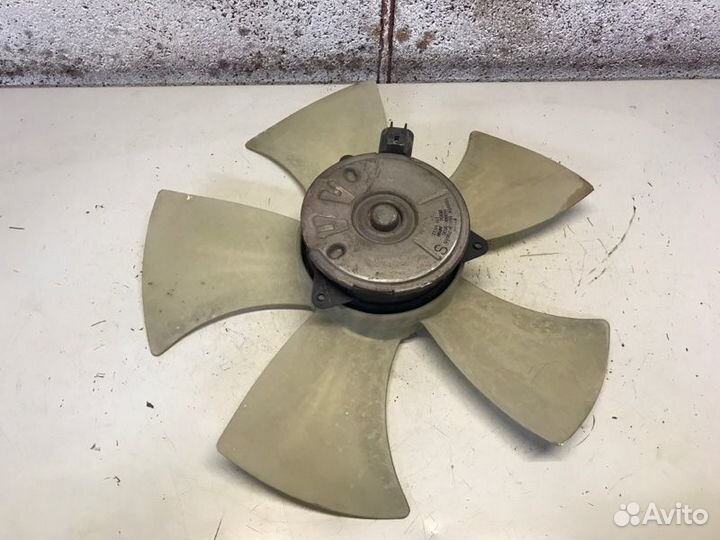 Вентилятор охлаждения радиатора Toyota Altezza