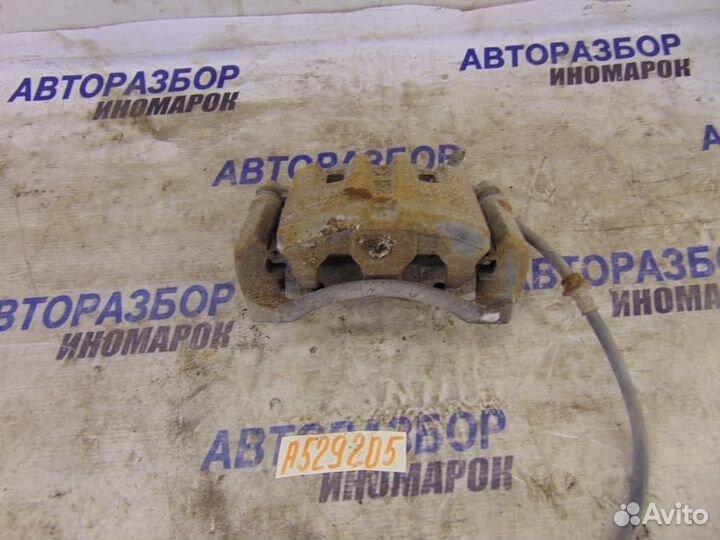 Суппорт передний правый для Nissan X-Trail 1 2001