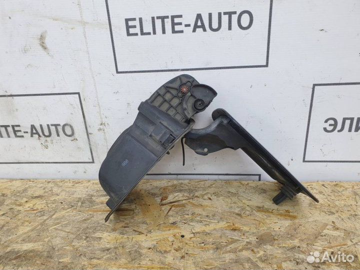 Лючок бензобака Mercedes S W221 2008