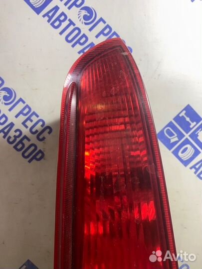 Фонарь задний левый Ford C-Max универсал 1.8 csdb