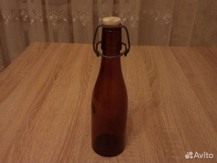 Керамические и стеклянные бутыли коллекционные