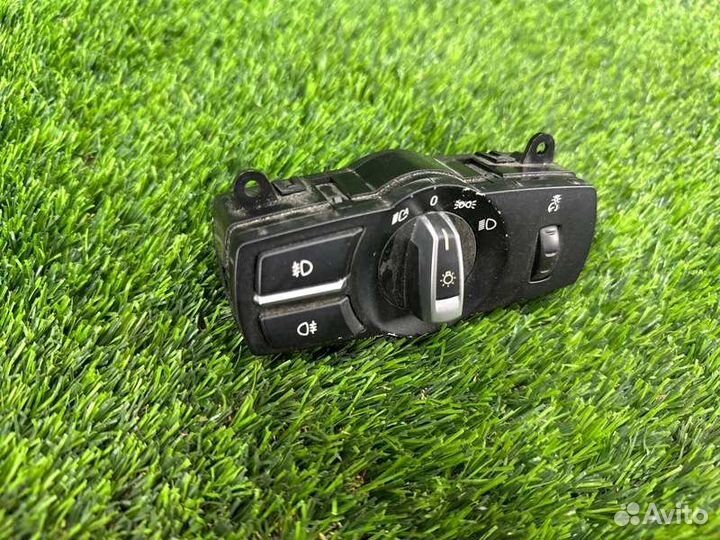 Блок включения фар Bmw 5 F10 N52B25 2011