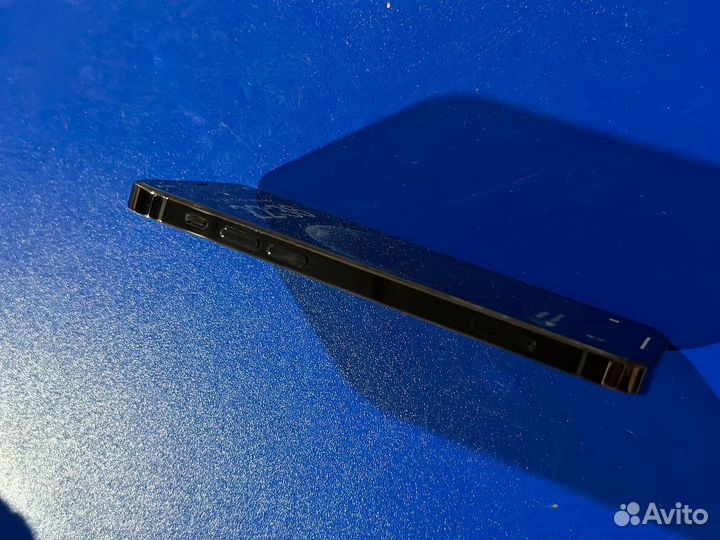 Продается Айфон