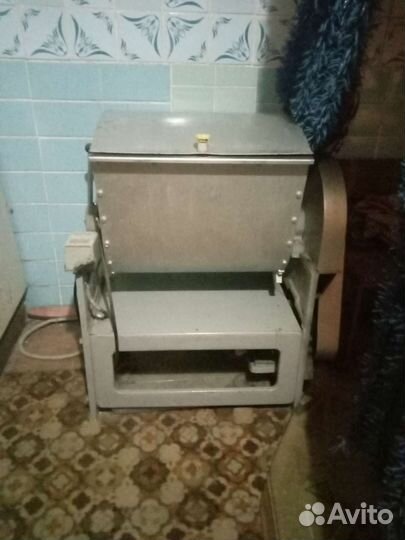 Тестомесильная машина бу