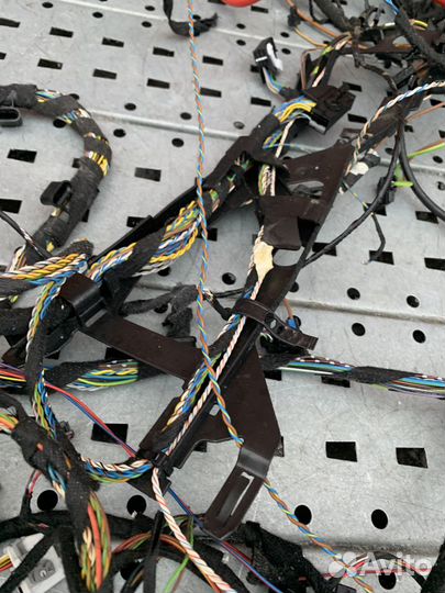 BMW 1-Series E87 Проводка (коса) салонная