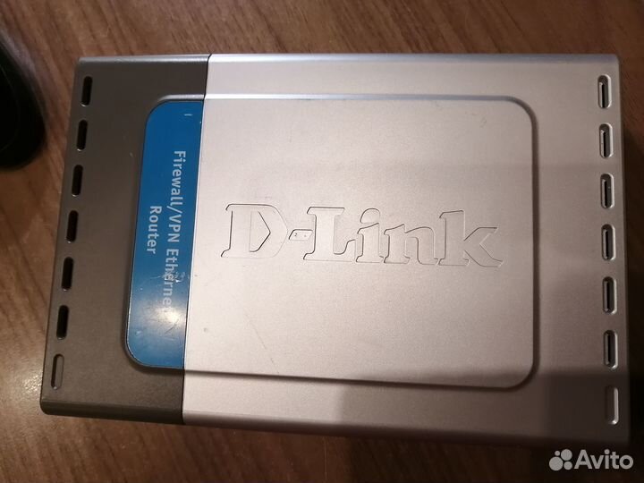 Роутер: D-Link DFL600