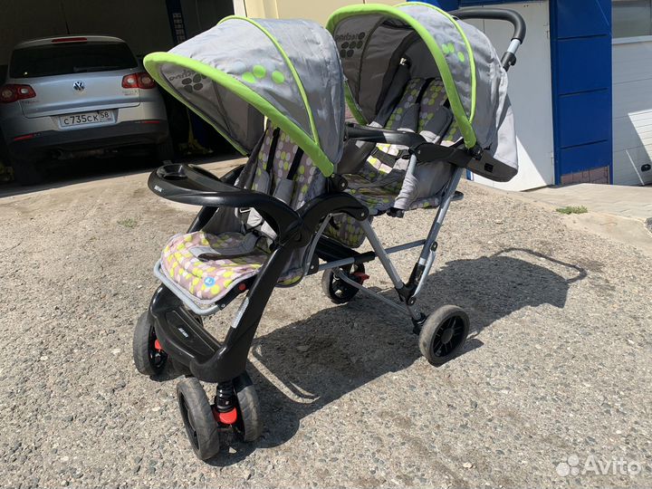 Коляска для двойни