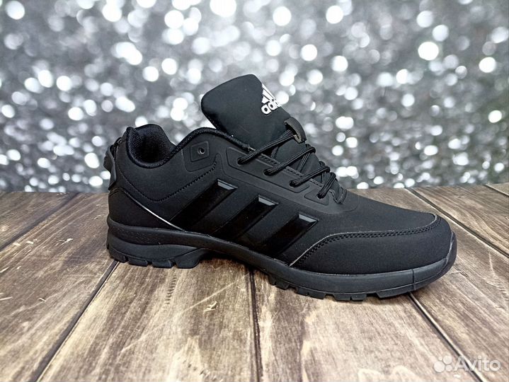 Кроссовки Adidas