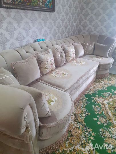 Угловой диван