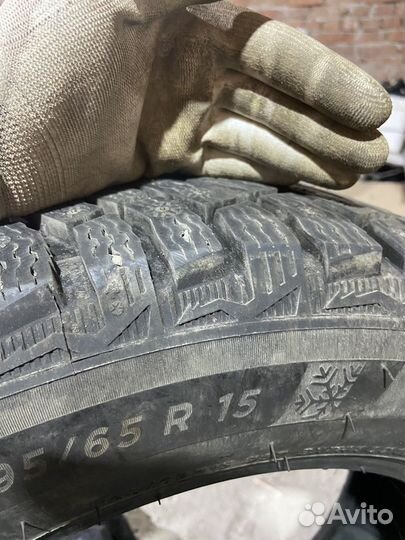 Michelin X-Ice North 4 195/65 R15 95