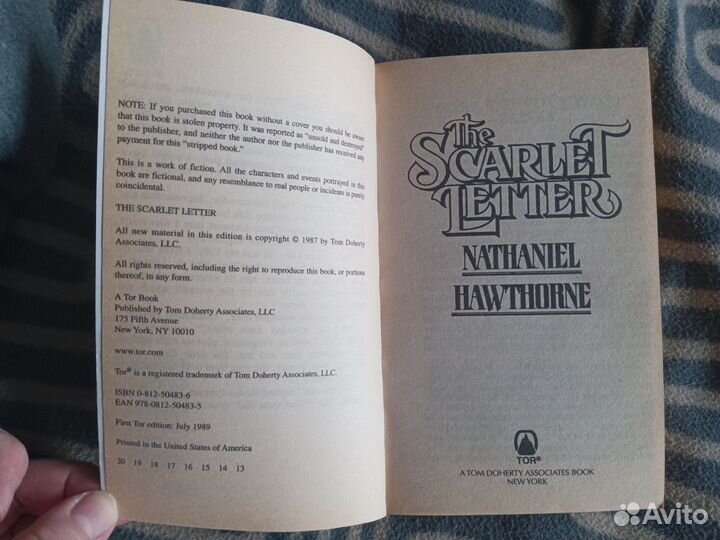 Книга Scarlet Letter на английском языке