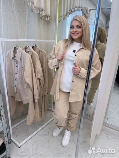 Модные костюмы микровельвет размеры 42/56
