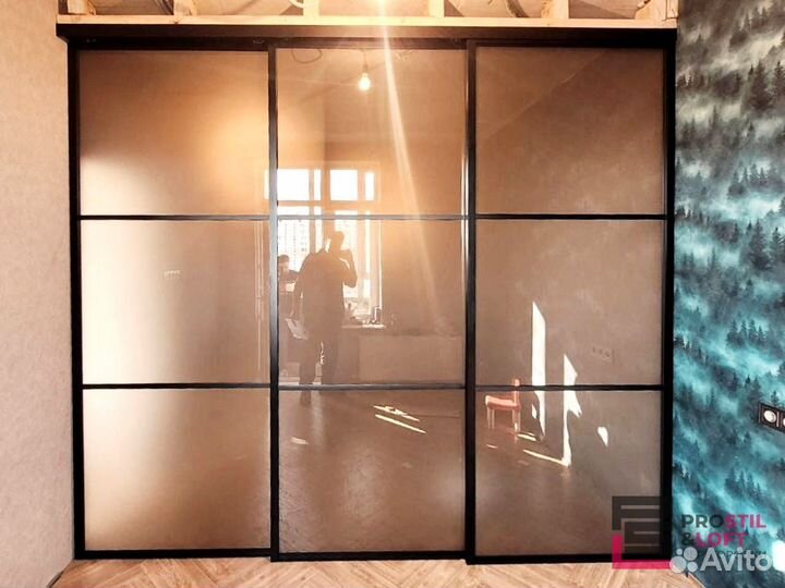 Стеклянная перегородка лофт