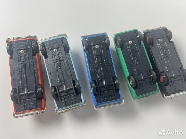 Модели москвичей 408 412, запчасти и коробки СССР