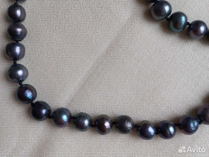 Жемчуг белый и чёрный