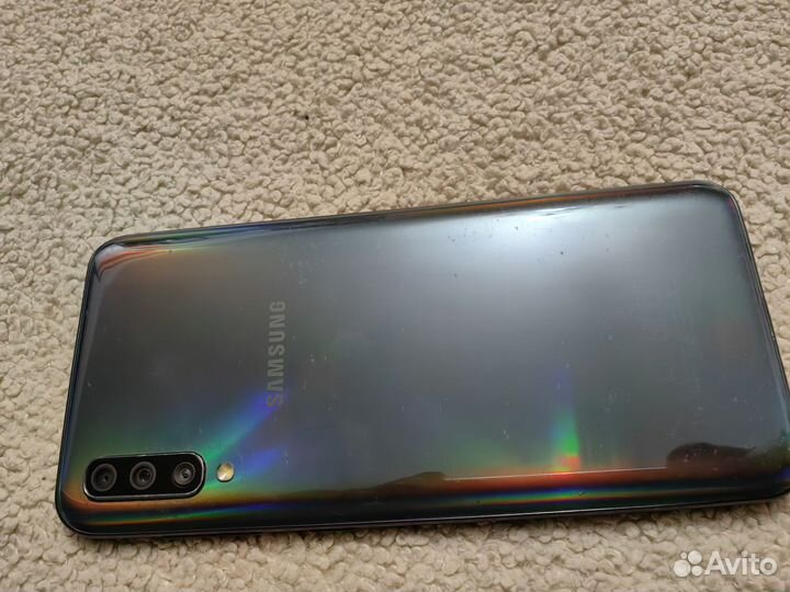 Samsung Galaxy A50, 4/128 ГБ