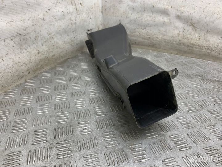 Воздуховод передний правый Bmw X5 E70 N55B30 2008