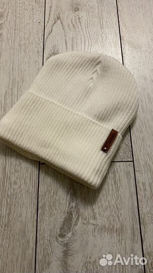 Шапка новая