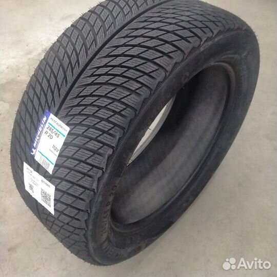 Michelin Pilot Alpin 5 SUV 275/45 R20 110V