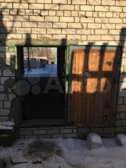 Гараж, > 30 м²