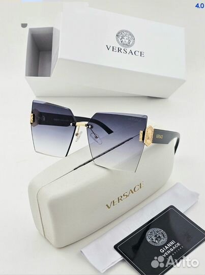 Солнцезащитные очки женские Versace