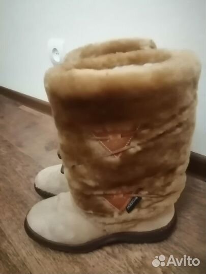 Женские унты