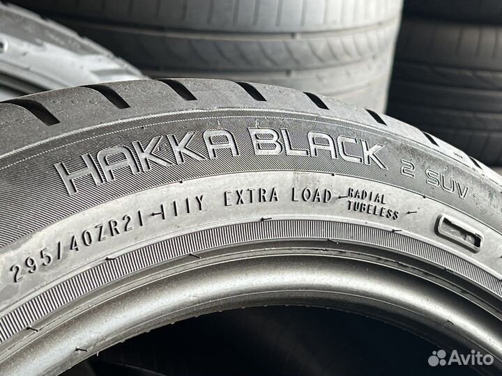 Nokian Tyres Hakka Black 2 SUV 295/40 R21