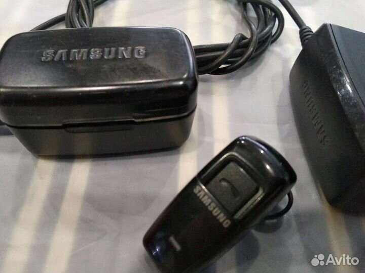 Bluetooth гарнитура