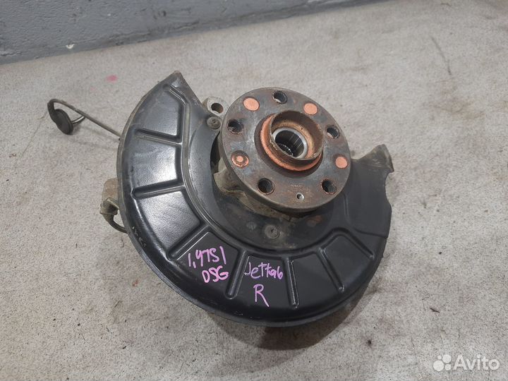 Правый поворотный кулак в сборе для VW Jetta 6