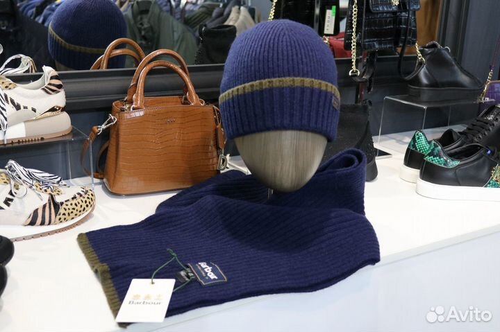 Шапка + шарф Barbour Англия оригинал.Комплект