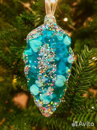 Елочные игрушки из эпоксидной смолы