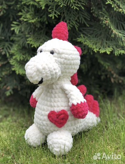 Вязаная игрушка dino