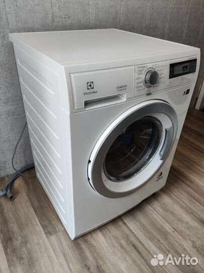 Electrolux 9кг+7кг 1600об