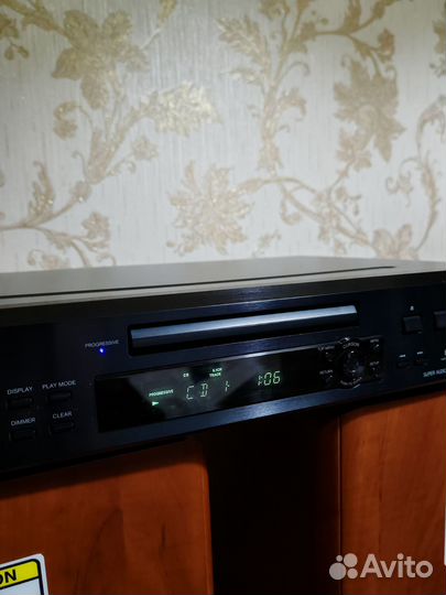 Dvd проигрыватель Onkyo