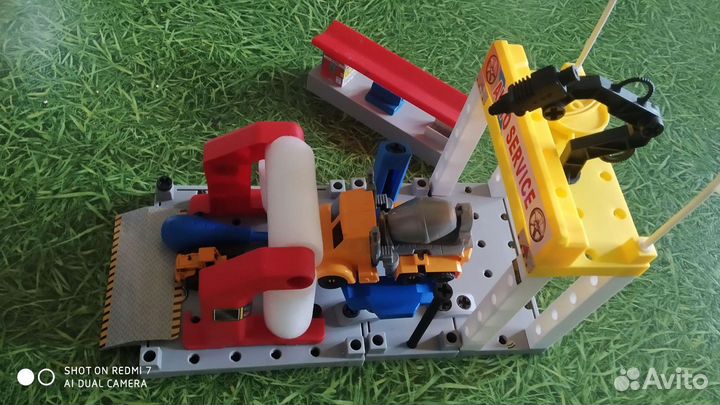 Игрушка робот трансформер