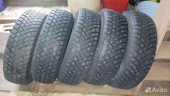 Michelin X-Ice North XIN2 185/70 R14 92T