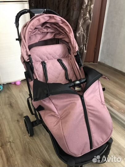 Прогулочная коляска dearest